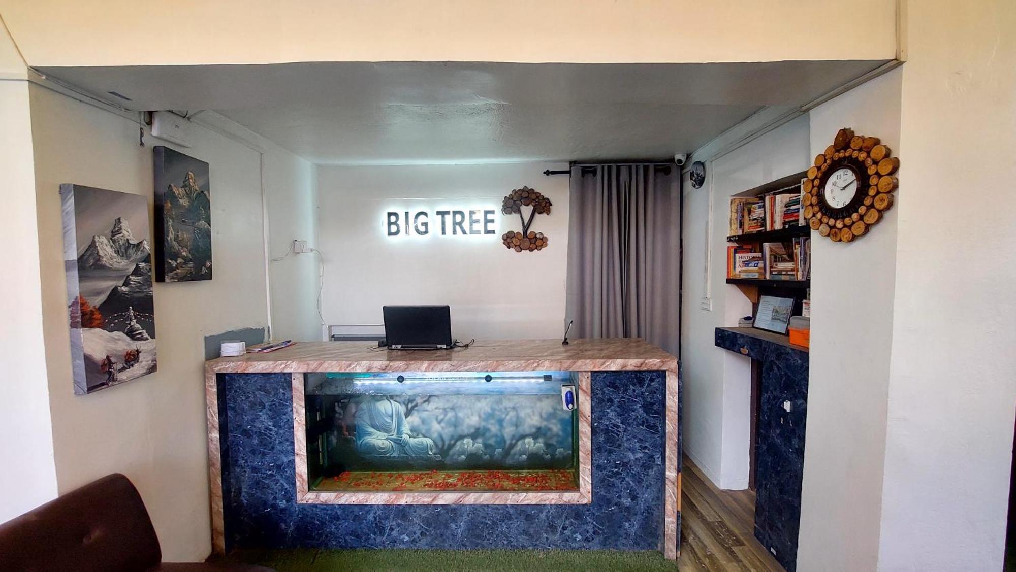Big Tree Hostel カトマンズ エクステリア 写真